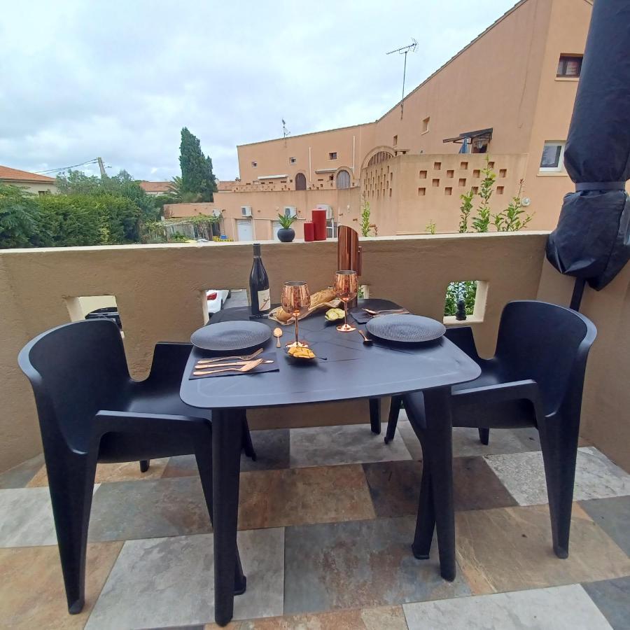 La Magie D'Une Nuit Agde Exterior photo